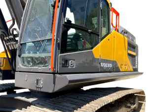 Custom Rub Rails VolvoEC380E 01 800px 300x226